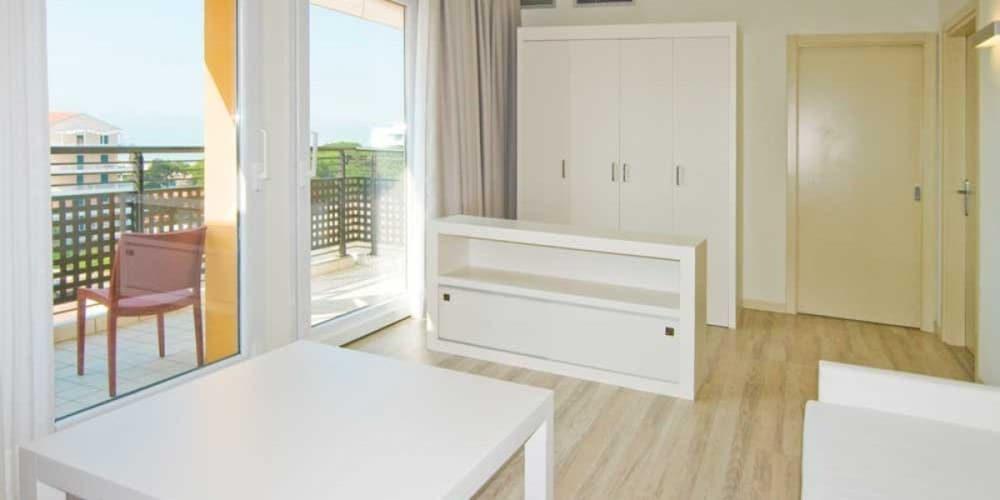 Hotel Vienna Lido di Jesolo Bagian luar foto