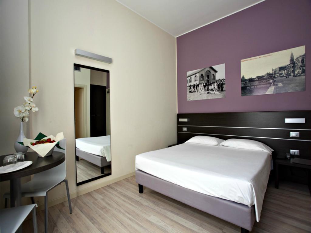 Hotel Vienna Lido di Jesolo Bagian luar foto