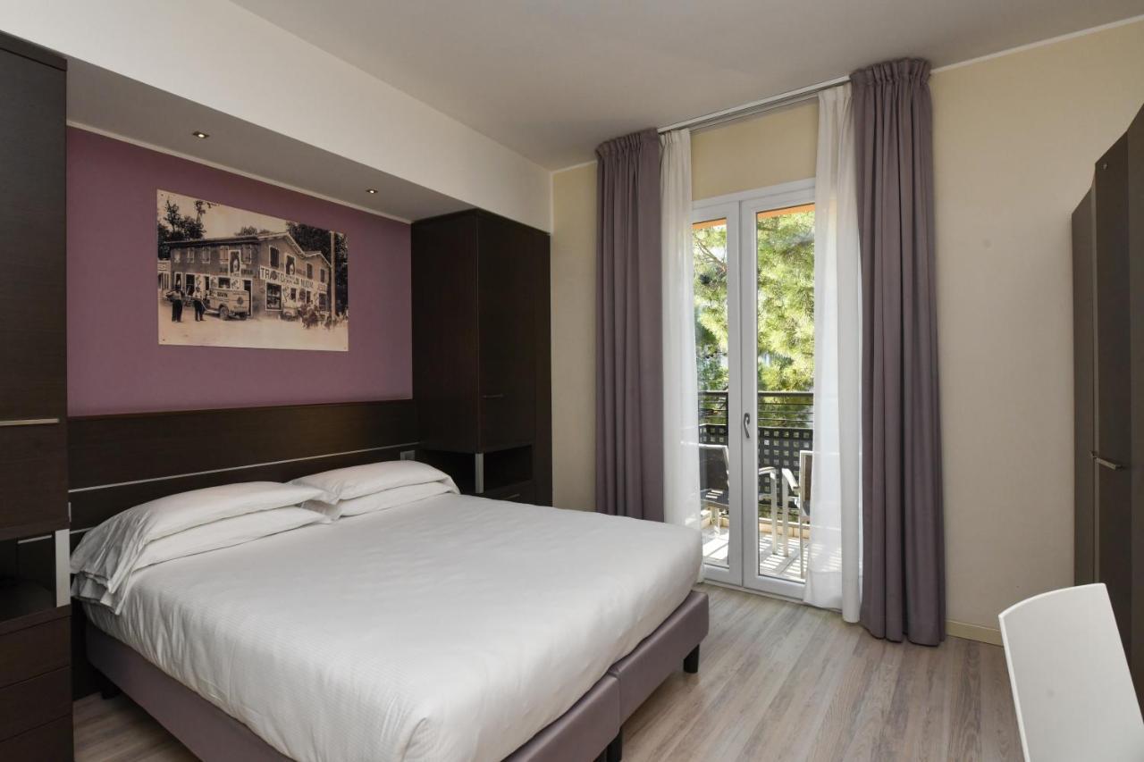 Hotel Vienna Lido di Jesolo Bagian luar foto