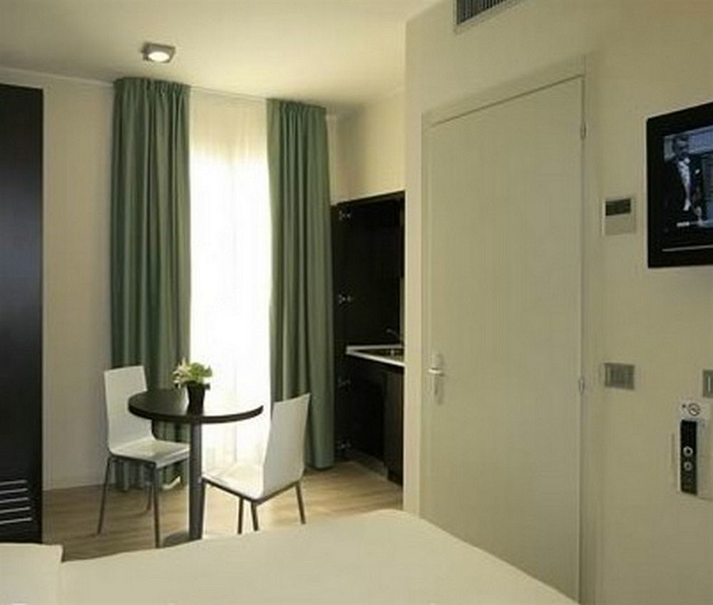 Hotel Vienna Lido di Jesolo Bagian luar foto