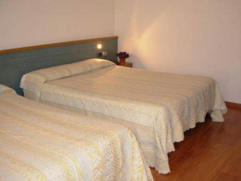 Hotel Vienna Lido di Jesolo Bagian luar foto