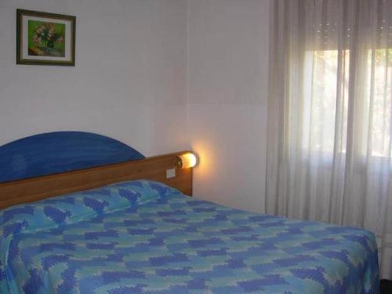 Hotel Vienna Lido di Jesolo Bagian luar foto